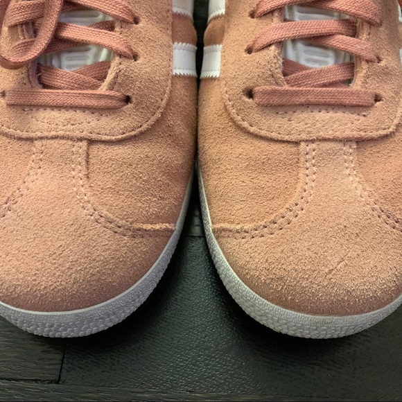 Adidas Gazelle Peachy Pink size 7 - Picture 2 of 8